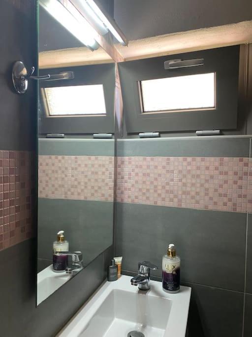 Hidden Nest Apartman Rodiá Kültér fotó